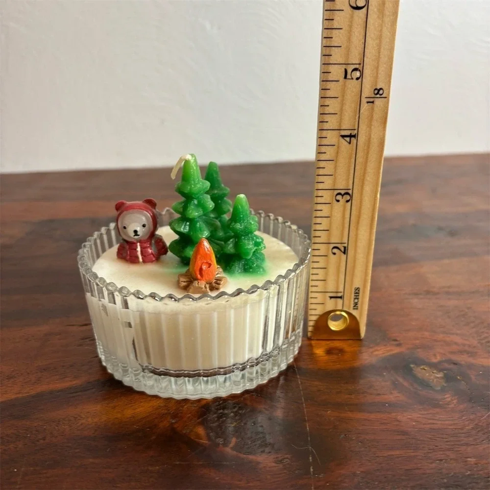 Urban Outfitters Fir Balsam + Mint Holiday Scene‎ Ribbed Jar Candle 4in